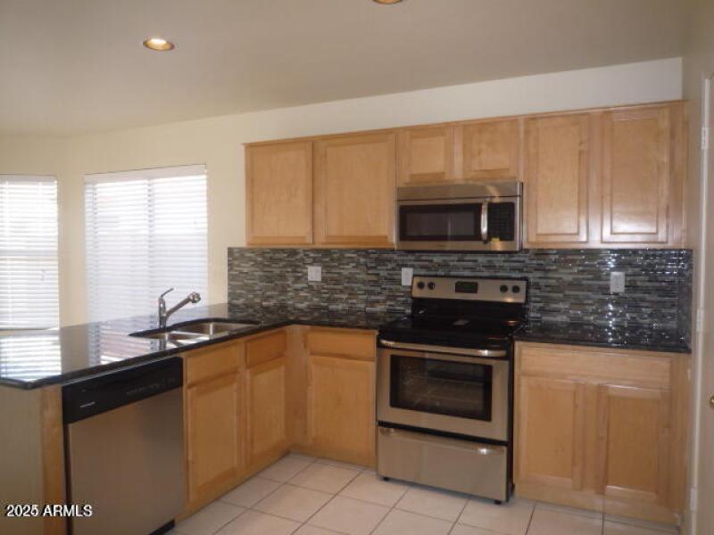 20240815230432212211000000-o