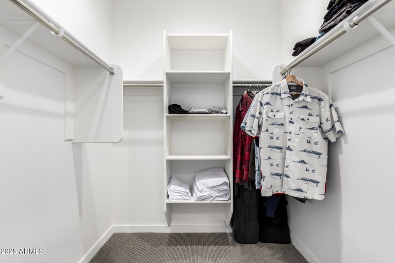 Walk-in Closet