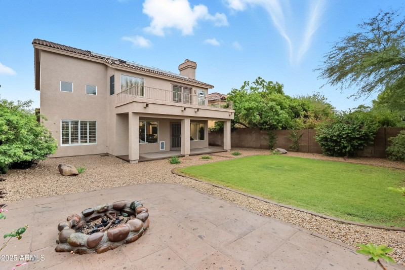 Cantera patio & sitting area