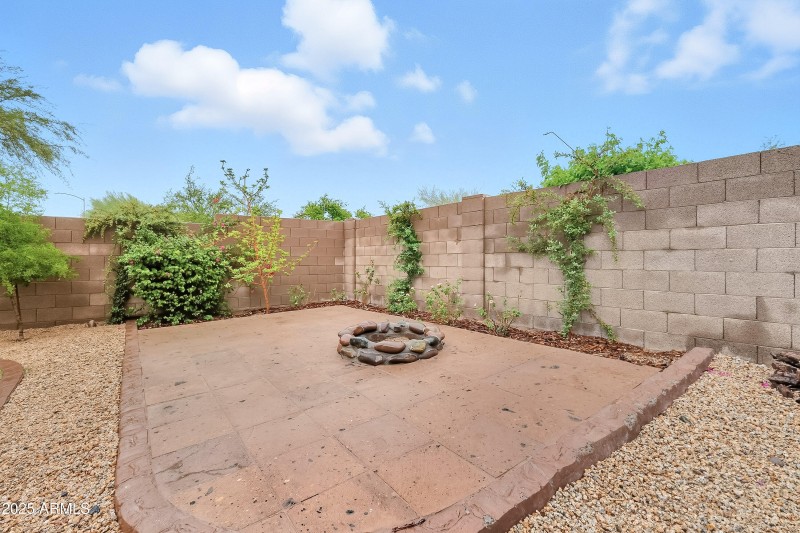 Roses & mature trees!