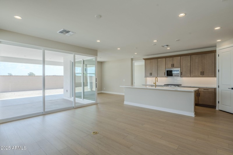 90 Degree Sliding Glass Door