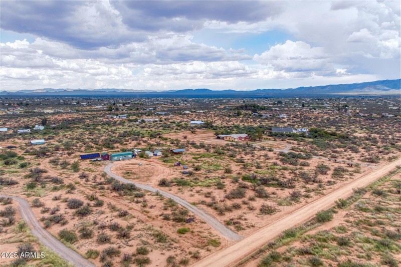 062005-8127 East Chippewa Street