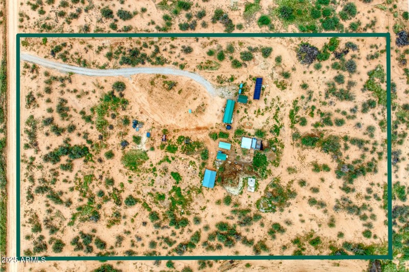 062035-8127 East Chippewa Street