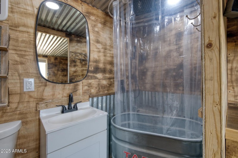 082188-8127 East Chippewa Street (1)