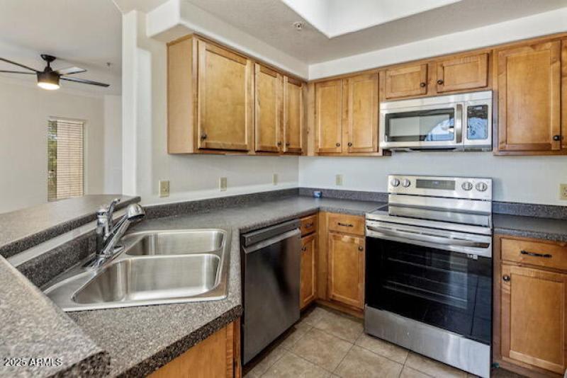 9-web-or-mls-D46A7470 copy