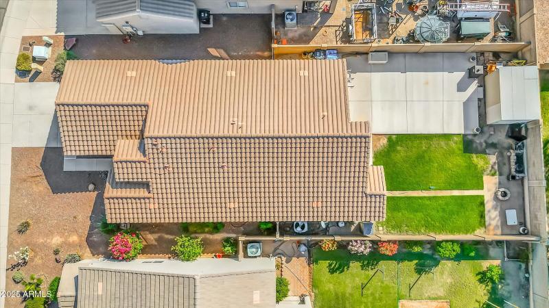 45-10911 W Meadowbrook Avenue-45