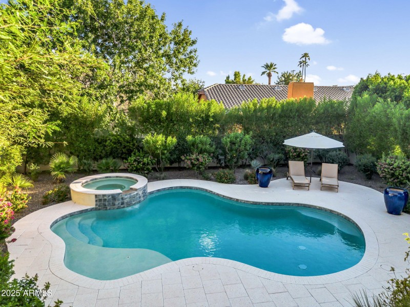 Resort-like pool & spa!