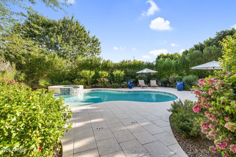 TONS of beautiful stone pavers