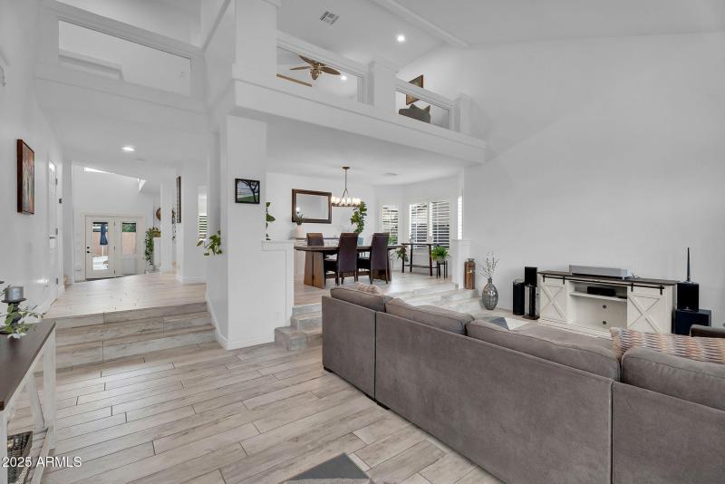 6-web-or-mls-Indigo Bay-5