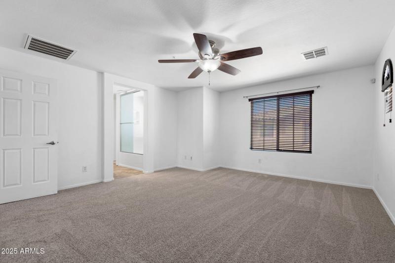 16__3266 E Sports Dr