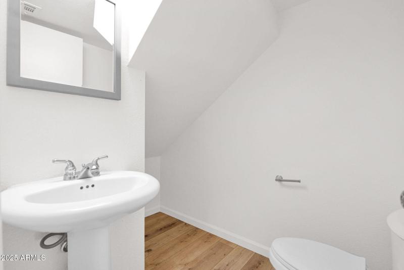 12-web-or-mls-P1314433