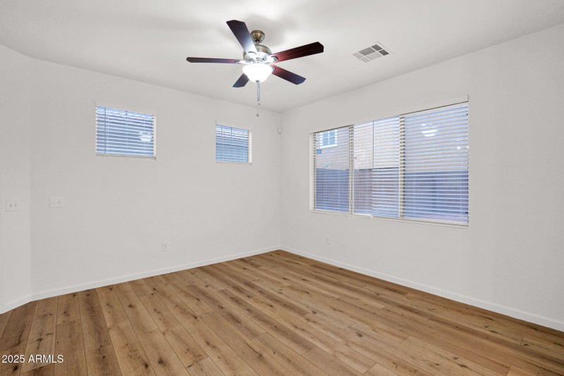 20-web-or-mls-P1314441