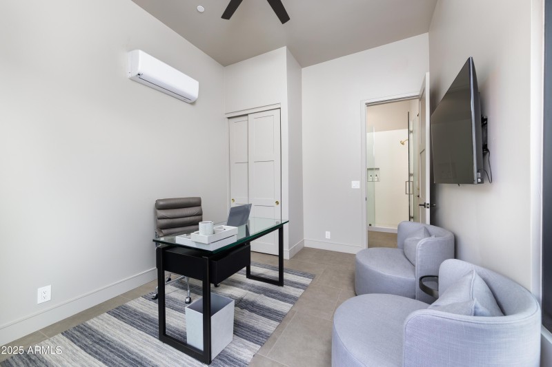 109 Summit Way Office