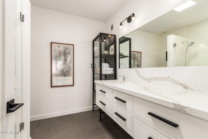 Tranquil Primary Bath Sanctuary