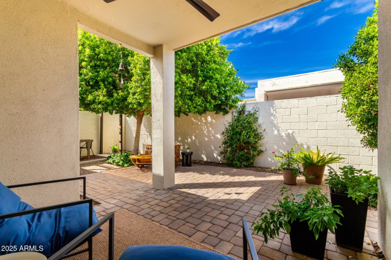 Seemless Indoor-Outdoor Living