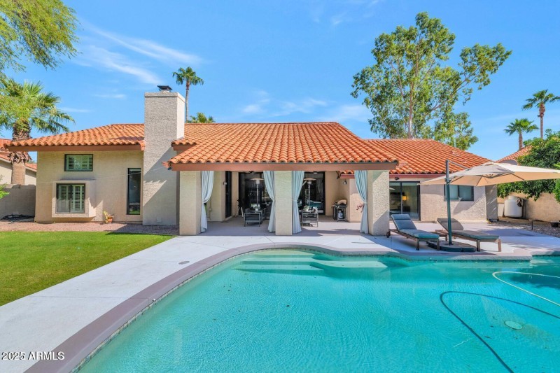 20221114213712628494000000-o