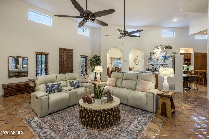 82-web-or-mls-D46A8555