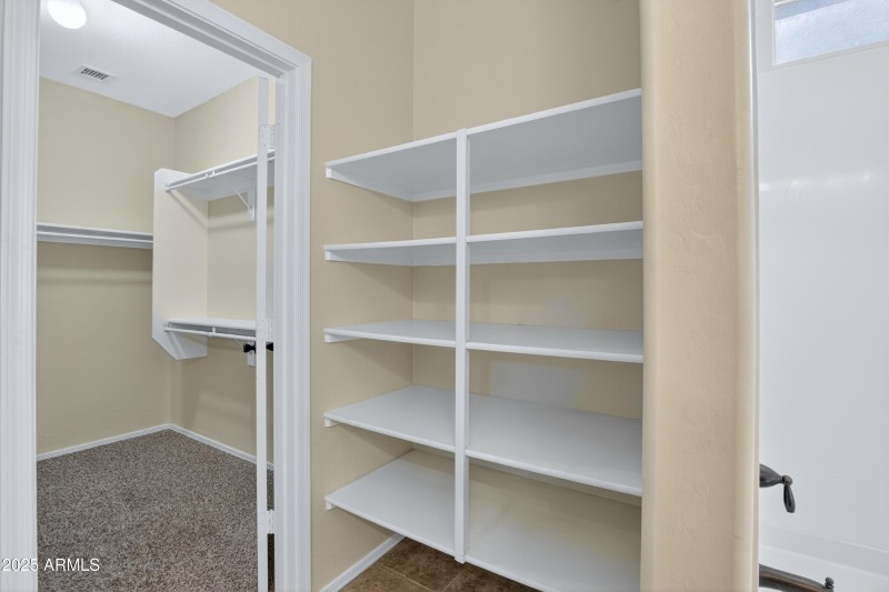 37_037_113_a4m_pershing