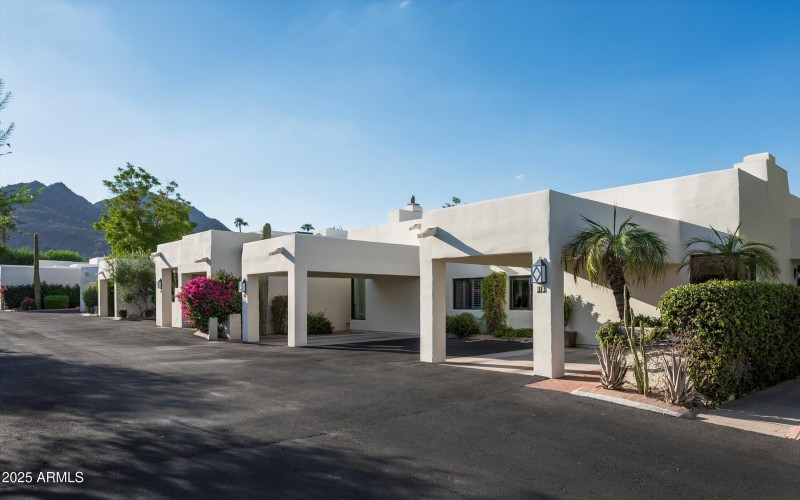 02-5101 N Casa Blanca Unit 215-2