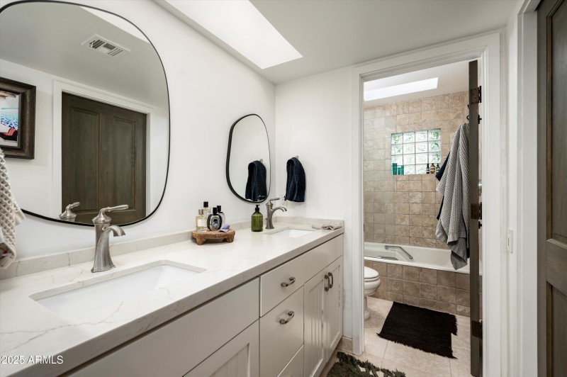 21-5101 N Casa Blanca Unit 215-21