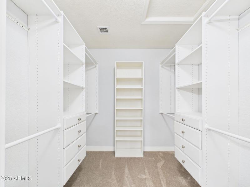 16-web-or-mls-CAM03379G0-PR0149-STILL014