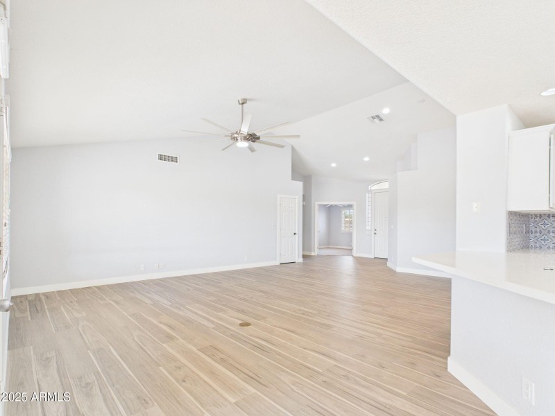 24-web-or-mls-CAM03379G0-PR0149-STILL022