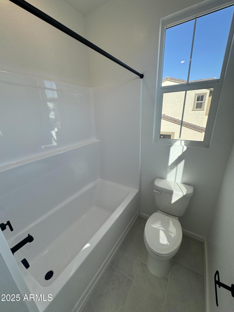 2nd bath shower and toilet room