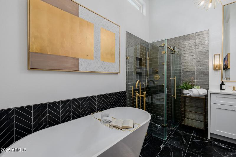 Rich Gold and Black Finishes