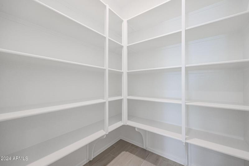 Large Walk in Pantry