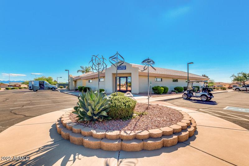 03-Sunland Village East