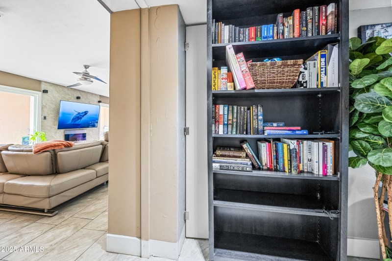 48-7940ECR411-ocupix