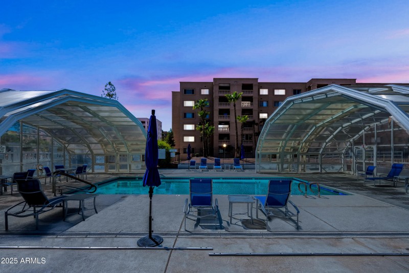 12-Scottsdale Shadows-ocupix-COMM