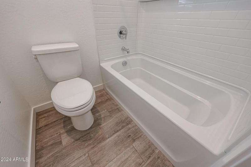 Guest Bathtub