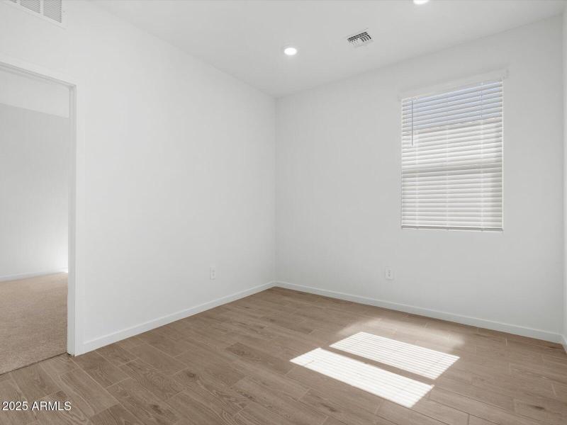 Teen / Flex Space View 1