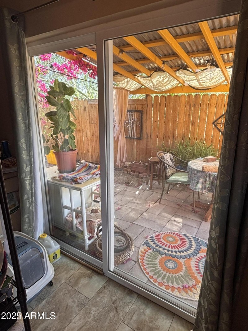 851 N Washintgon Casita Patio