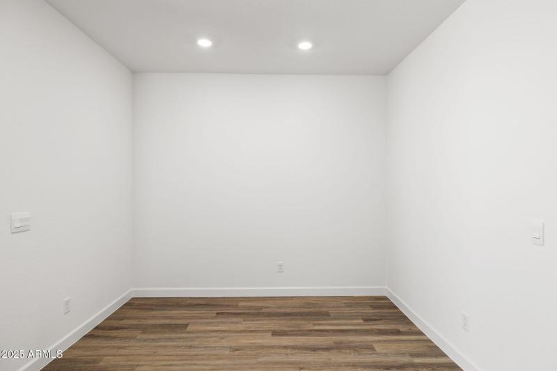 25-web-or-mls-17713-w-eva-st-lot-3-zanje