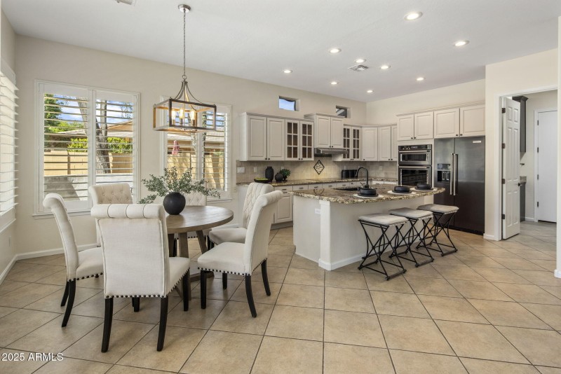 10-web-or-mls-D46A7198