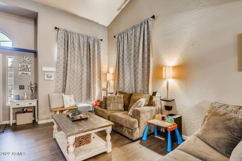 689 S Dodge Street Living Room 2