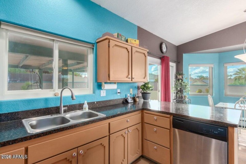 20250208003221536993000000-o