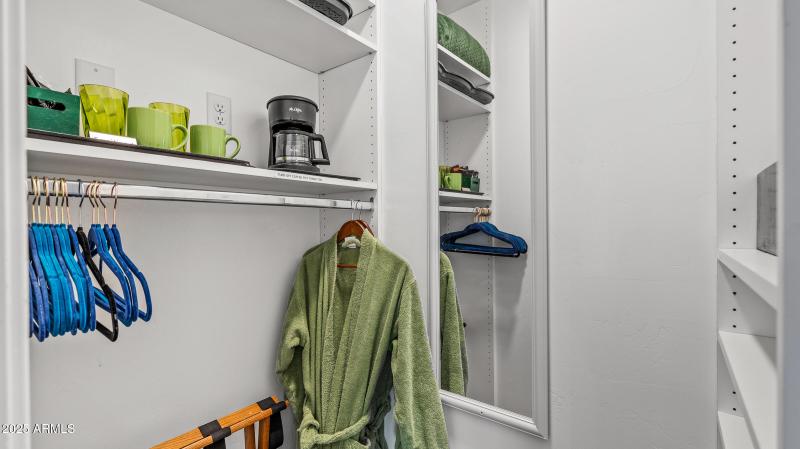 303 W Juniper Ave-72