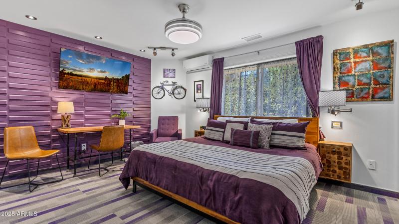 303 W Juniper Ave-78