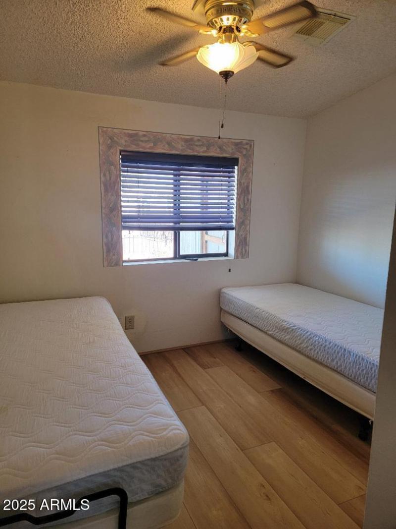 3927 Col guest bedroom