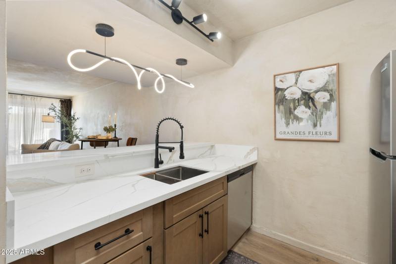 11-web-or-mls-DSC01110