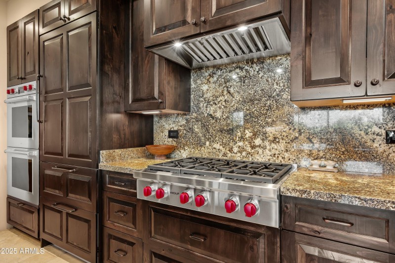 016_High End Appliances