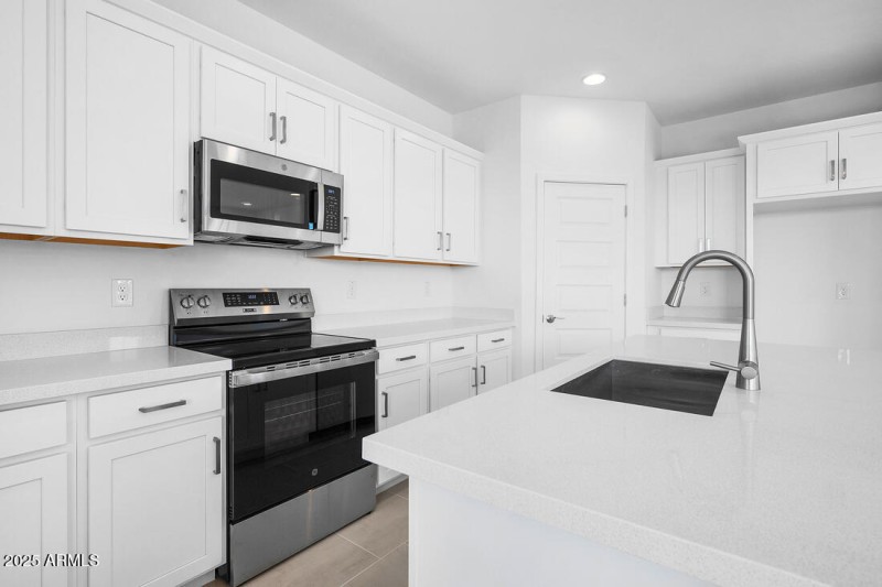 hj-az-phoenix-asante-vista-arlington-lot