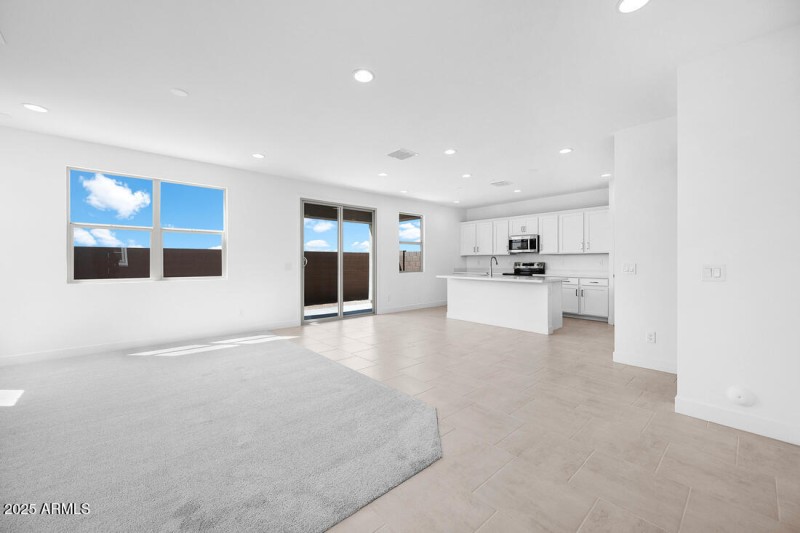 hj-az-phoenix-asante-vista-arlington-lot