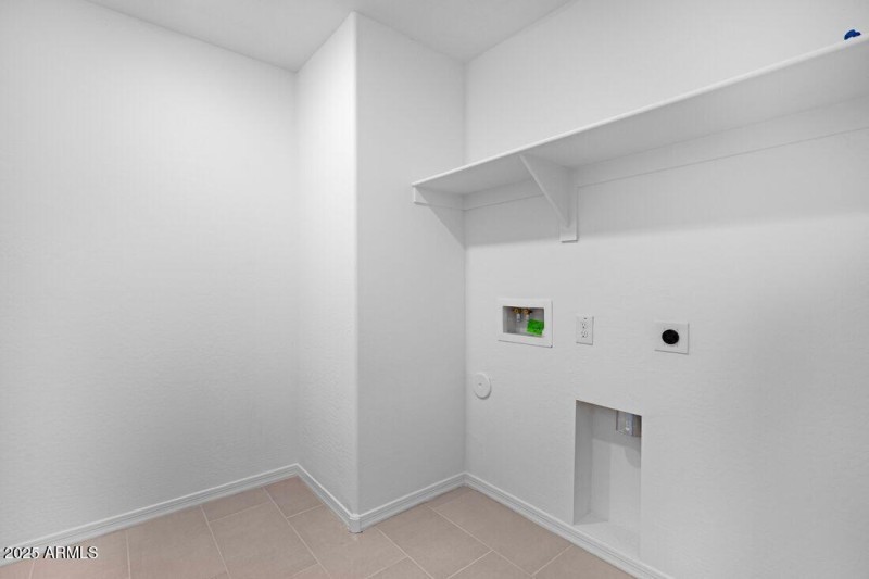 hj-az-phoenix-asante-vista-ellington-lot