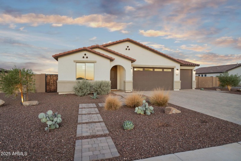 003_2-web-or-mls-dsc08048_716