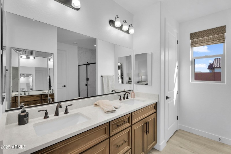 022_29-web-or-mls-hibiscus-29_541