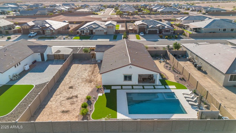 056_82-web-or-mls-dji_0209_593